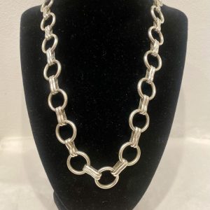COLLAR REDONDO Y PLANO