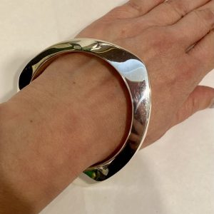 Pulsera CUADRADA ESPESA